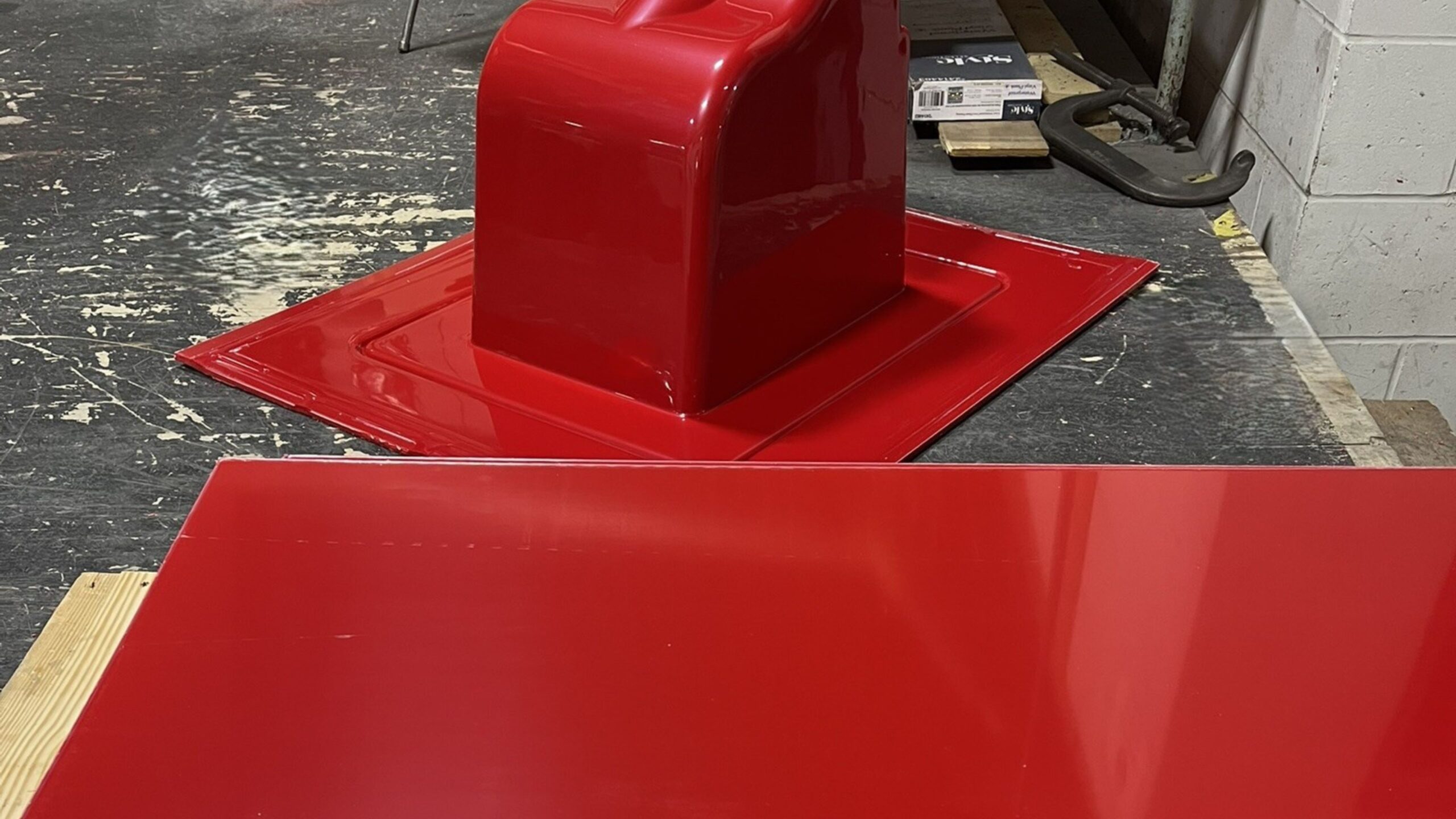 Process Plastic Material ABS Acrylic Coat Red